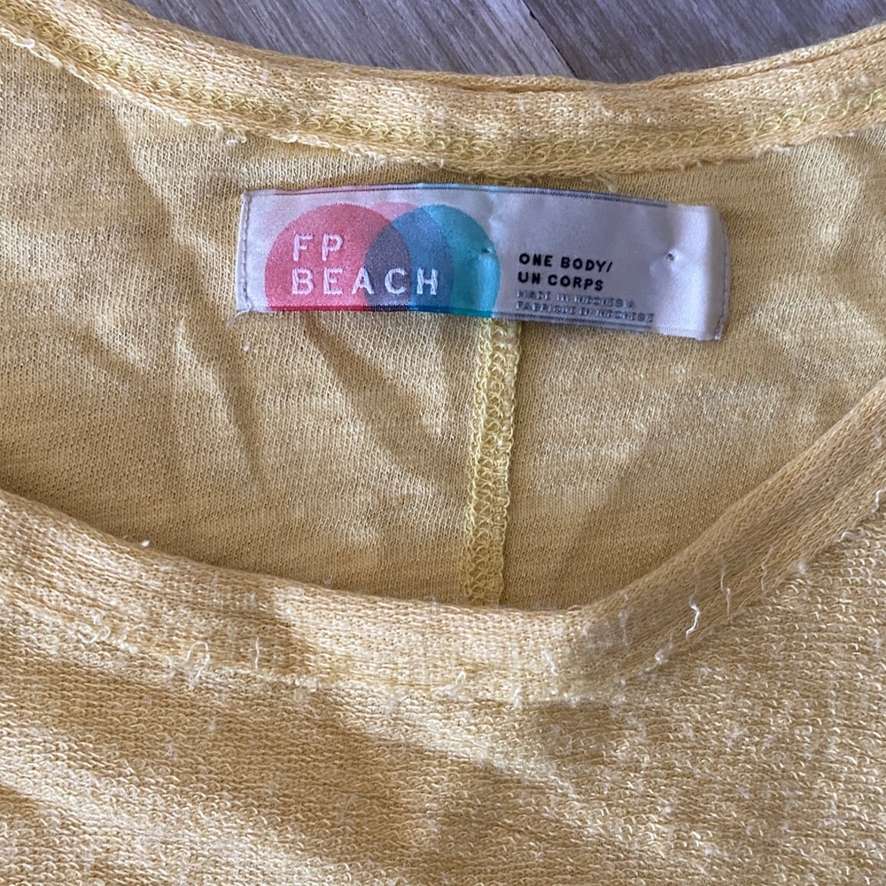 FP Beach from Free People | yellow flare sleeveless tops SzOS💛